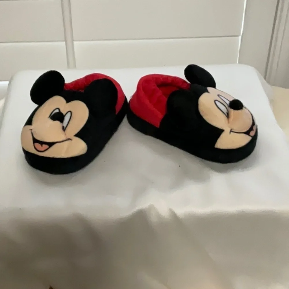 MICKEY Mouse